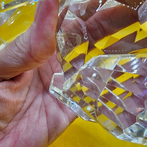 6x4" Shannon Crystal Polar Bear Clear Glass Large Figure-small chip on toe - Picture 4 of 4